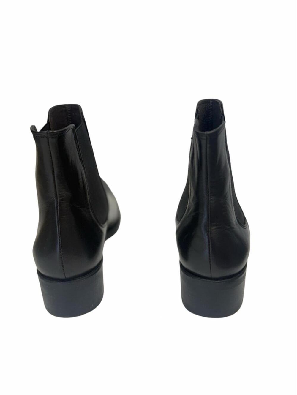 Brown's Black Leather Chelsea Boots - Picture 2 of 3